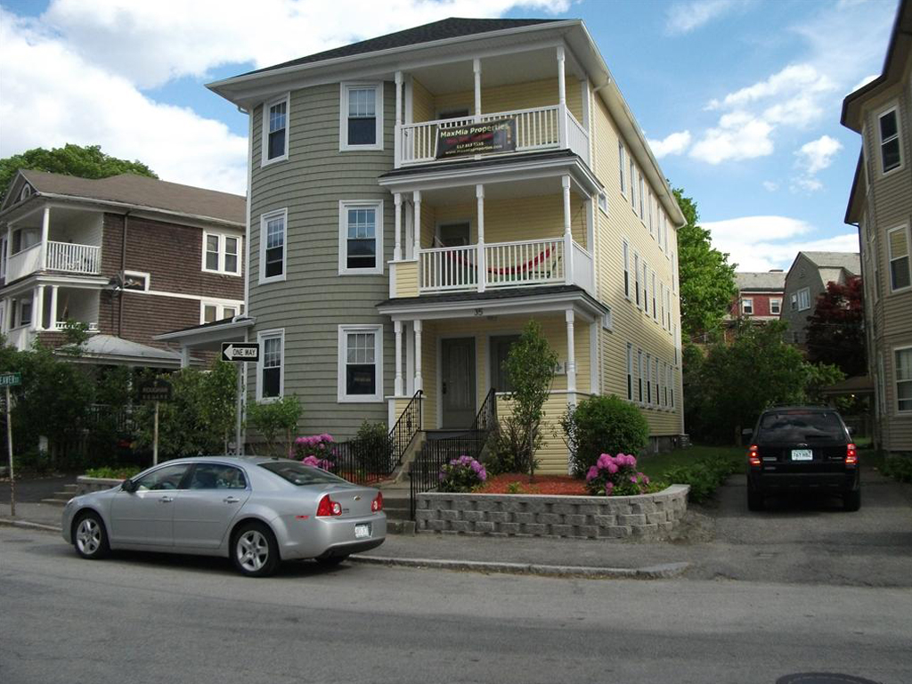 MaxMia Properties Worcester MA Student Apartment Rentals